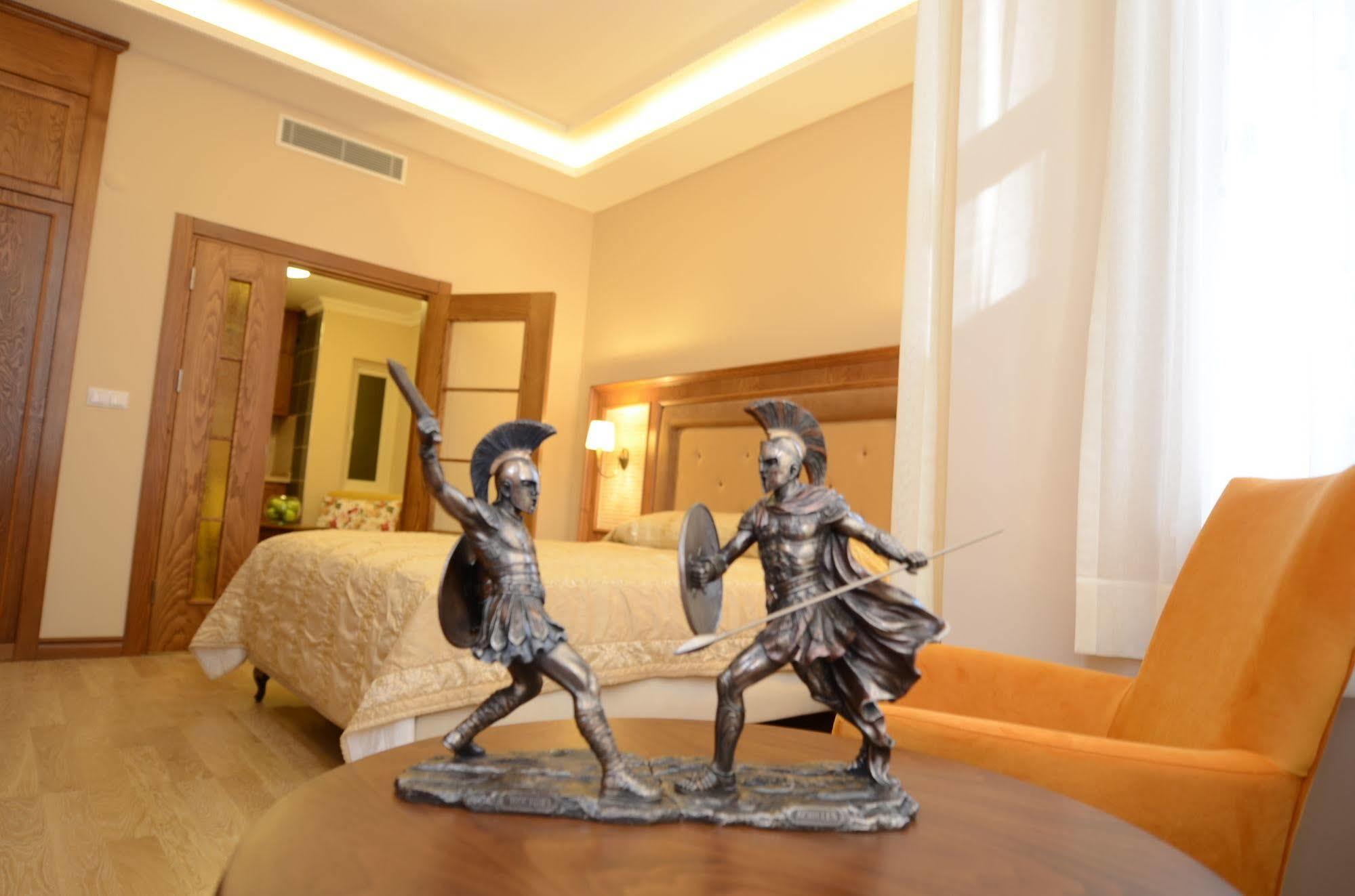 Hotel Ataker Istanboel